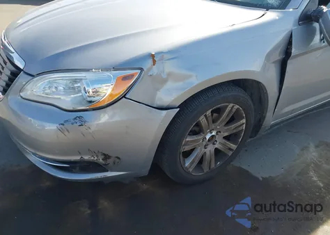2013 Chrysler 200 Touring from USA, damaged, VIN 1C3CCBBB6DN694866